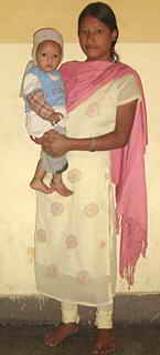 Mutter mit Tochter in Kathmandu
